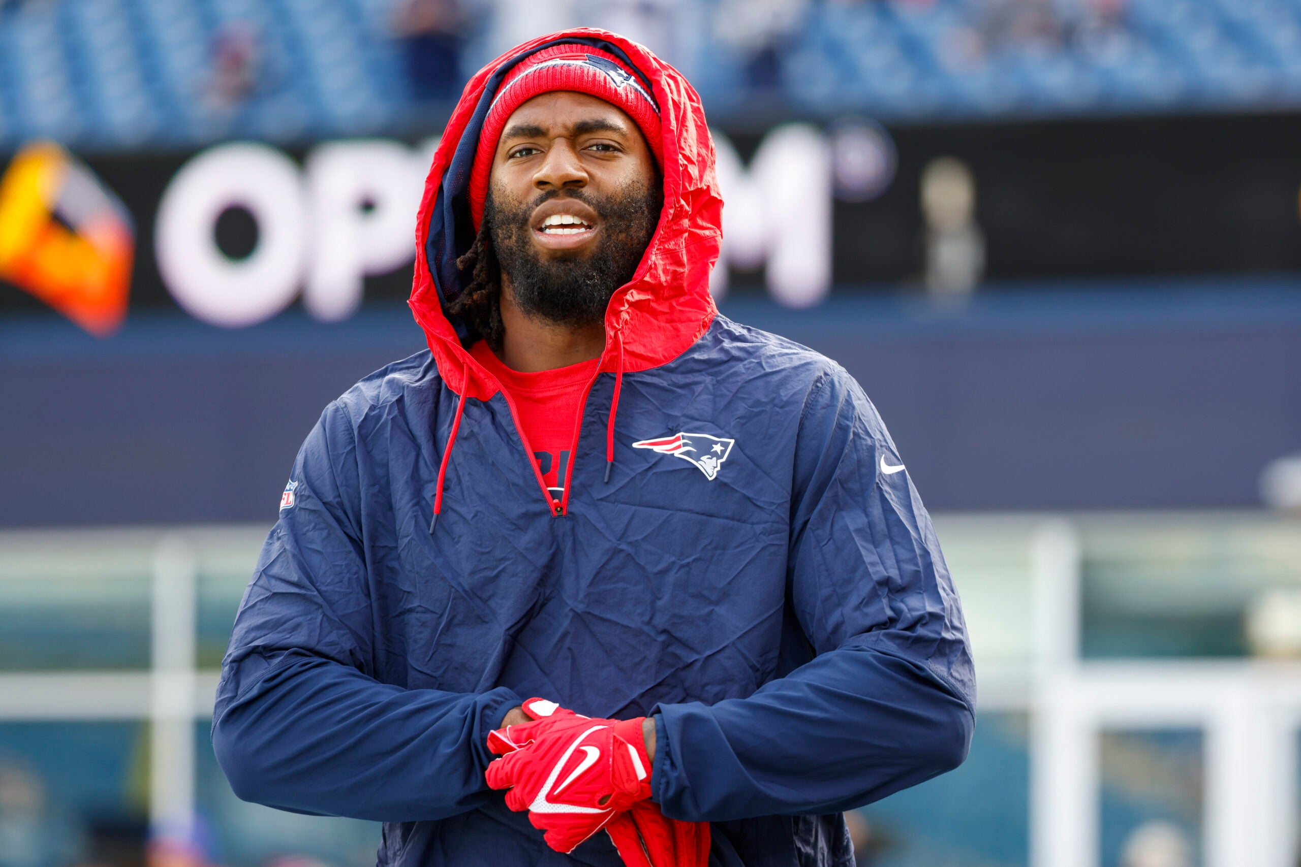 Patriots' Matthew Judon Craps All Over Mac and Cheese, Get It Off