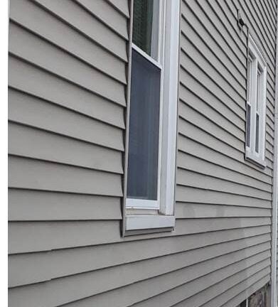 Ask the Remodeler: What is staining this vinyl siding?