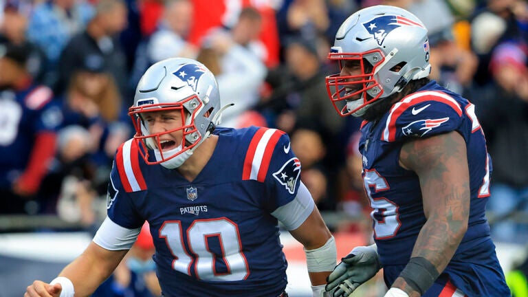 Is Mac Jones playing vs. Browns? Latest news on Patriots QB's