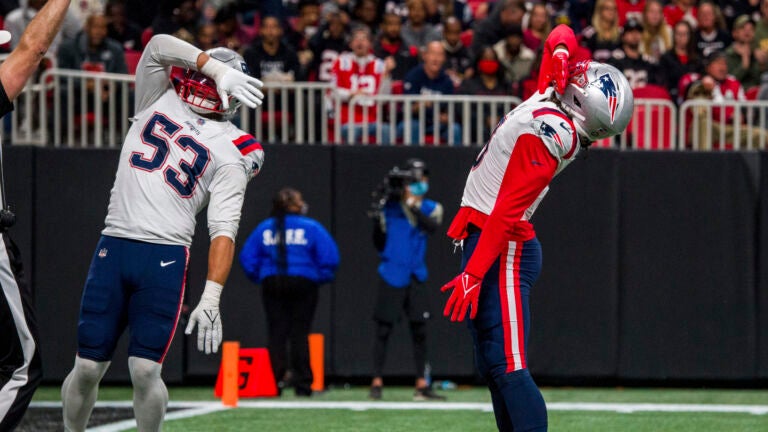 Patriots LB Kyle Van Noy Seals Win Over Falcons With Late Pick-Six