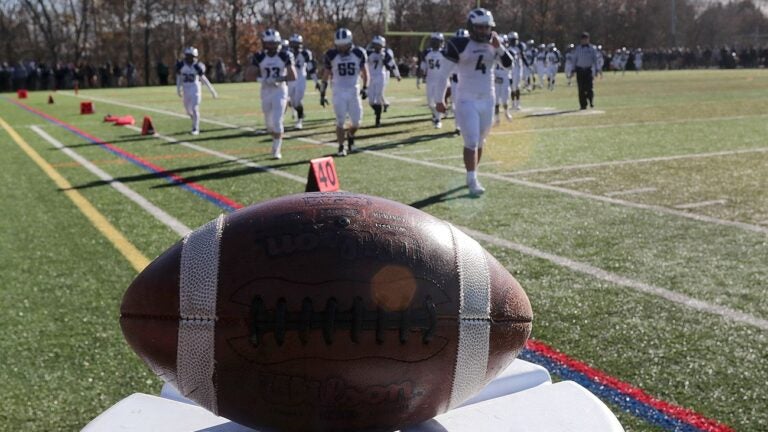 What Time Does Thanksgiving Football Start And End?