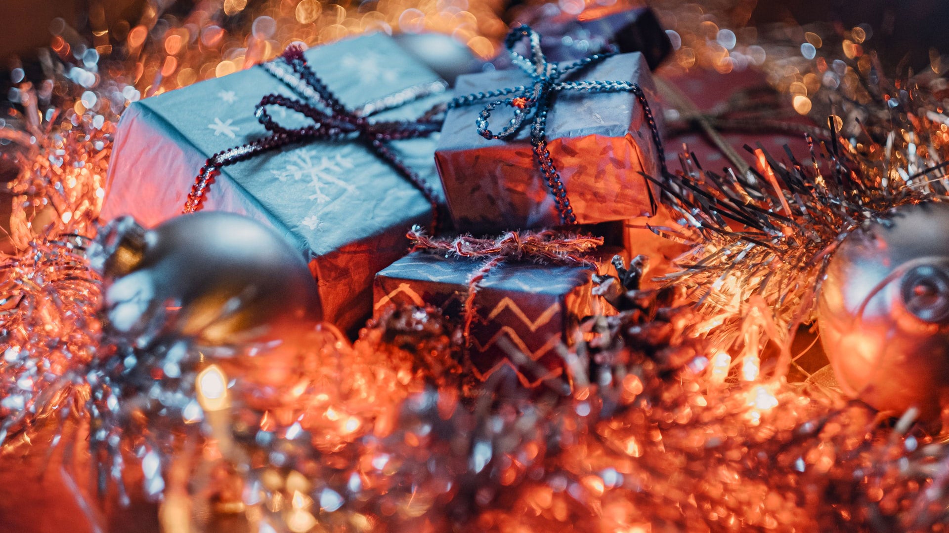 The Top Christmas Gift Ideas 2021 [Get Festive!]