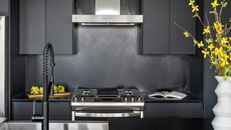 360-Meridian-St-Boston-Ktichen