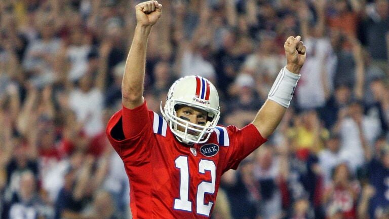 Patriots' red throwback jerseys set to return in 2022