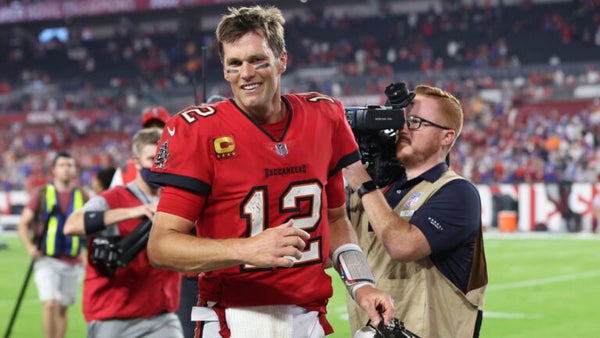 Kevin Youkilis calls out ESPN over its treatment of Tom Brady