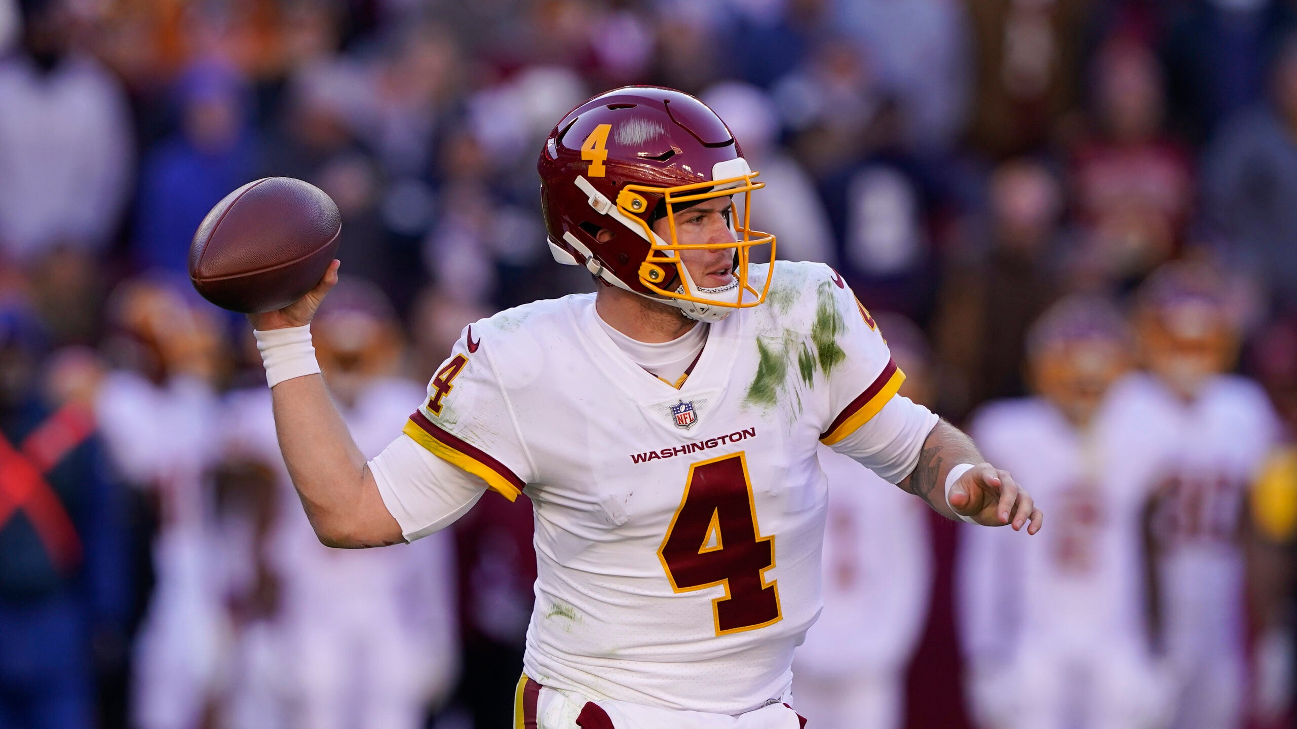 TAYLOR HEINICKE BUYS A PAIR OF JORDANS AFTER EVERY WIN 