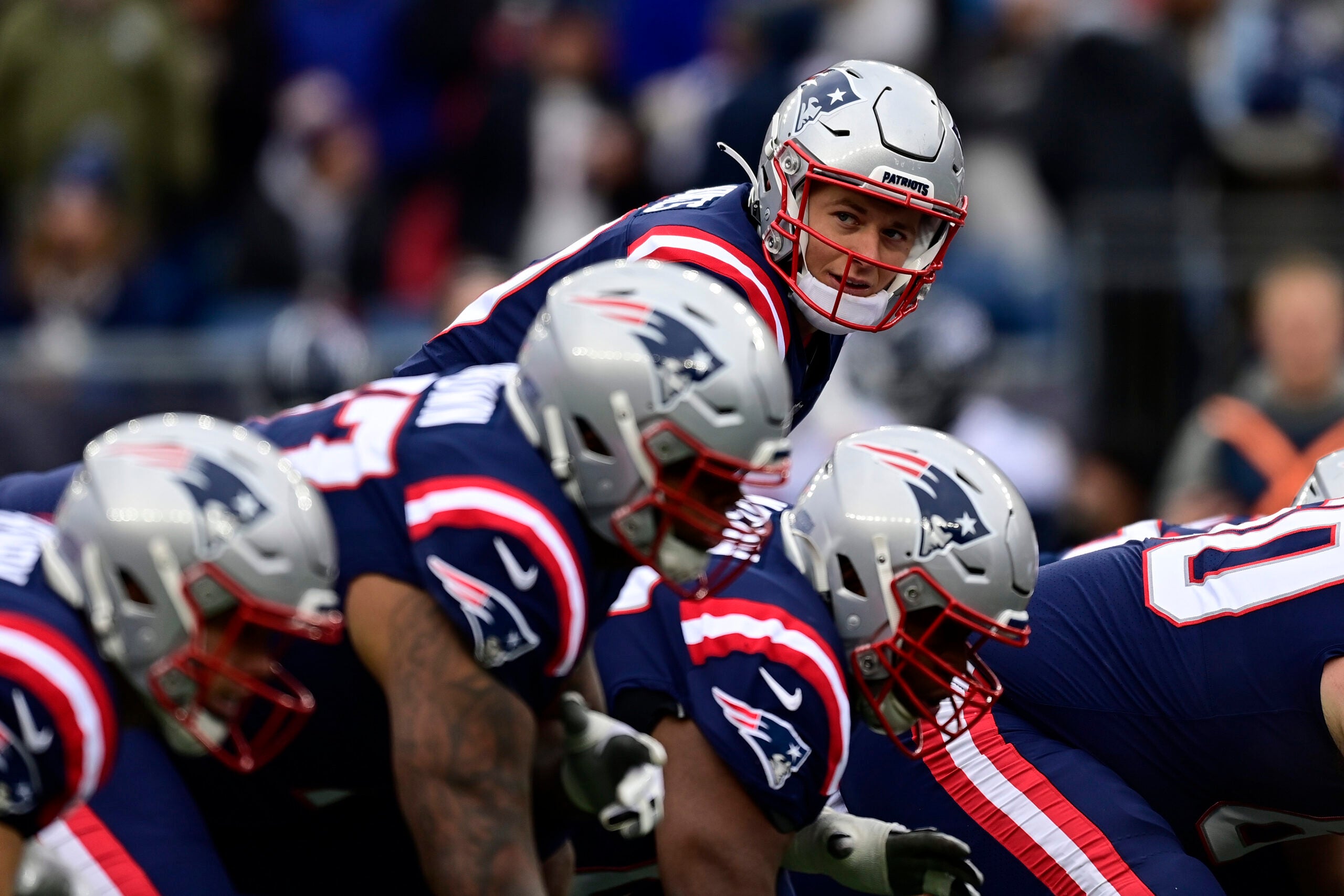 What does Tom Brady's 2001 season tell us about how Patriots will use Mac  Jones? - The Boston Globe