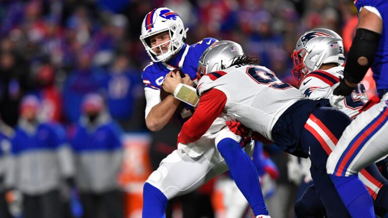 A Brief History Of Patriots On The Road In AFC Championship Game - CBS  Boston