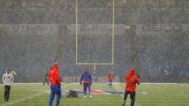 Low temperatures create low ticket prices ahead of Pats-Bills game