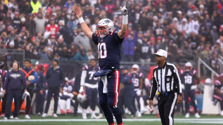 Patriots QB Mac Jones won't play vs. Titans (source) 