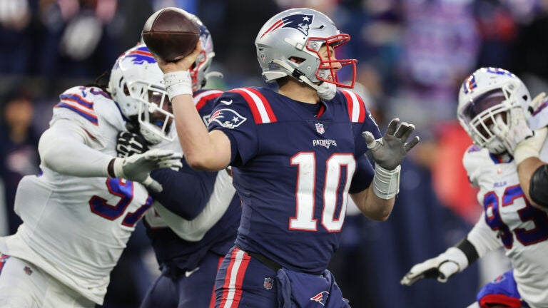 Why Was Mac Jones Wearing Mismatched Jersey In Patriots-Bills?