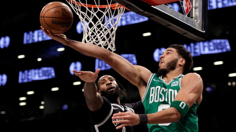 NBA Fan Jokingly Says There Is Some Bad Blood In The Celtics Locker Room  After Jayson Tatum And His Son Deuce Ignore Grant Williams - Fadeaway World