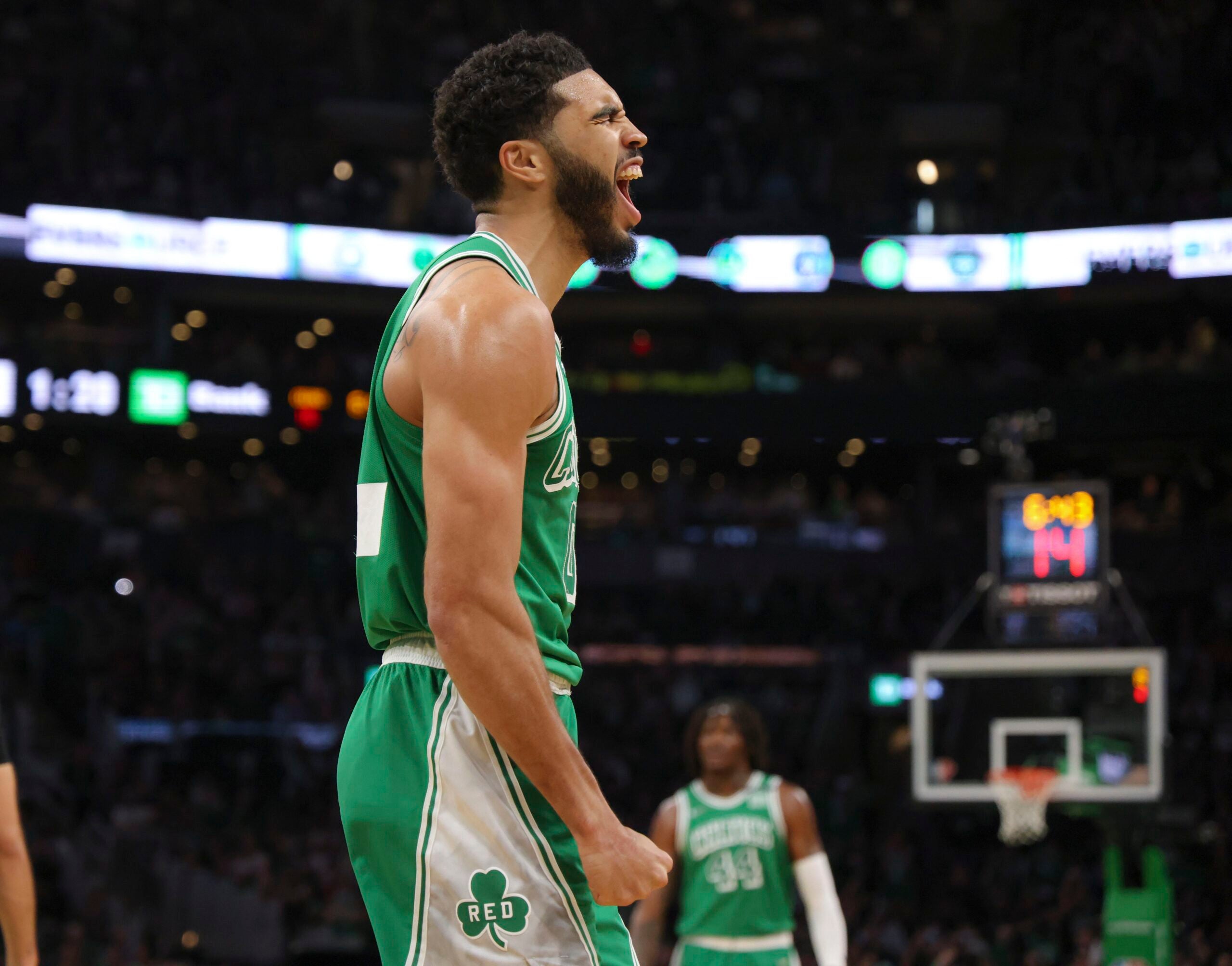 Teammates and more react to Jayson Tatum's 54-point explosion