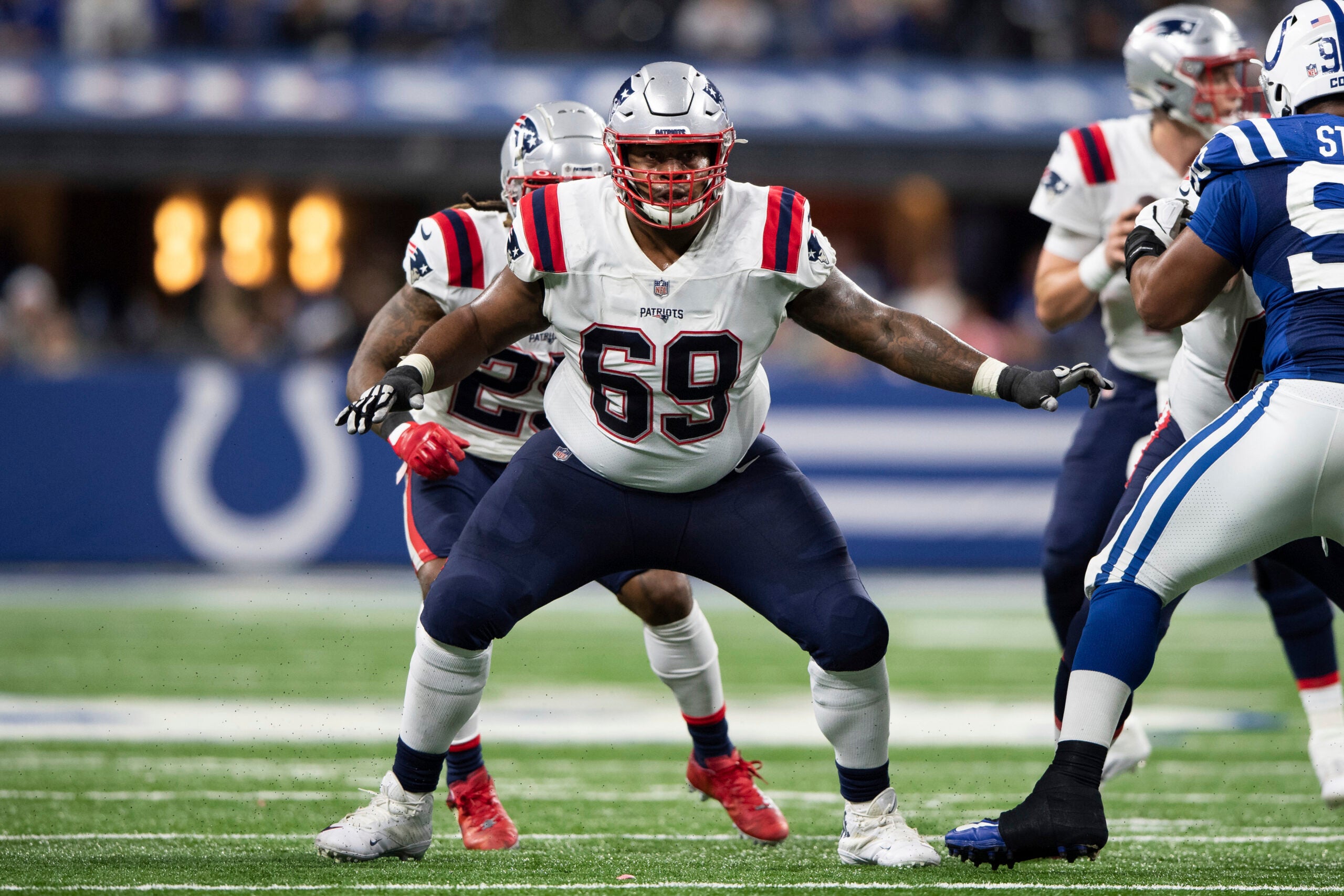 Report: Patriots trade Shaq Mason to Buccaneers for 5th round pick