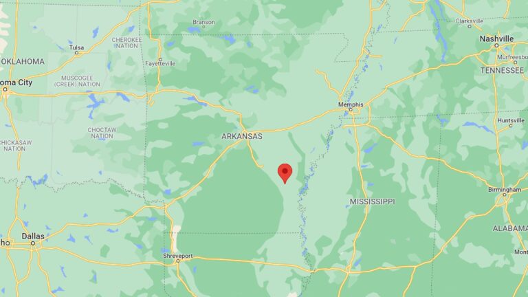 Gunfire at Arkansas car show leaves 1 dead, 27 wounded - Vimarsana News