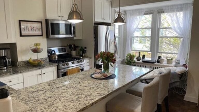 112-Trenton-St-U2-East-Boston-Kitchen