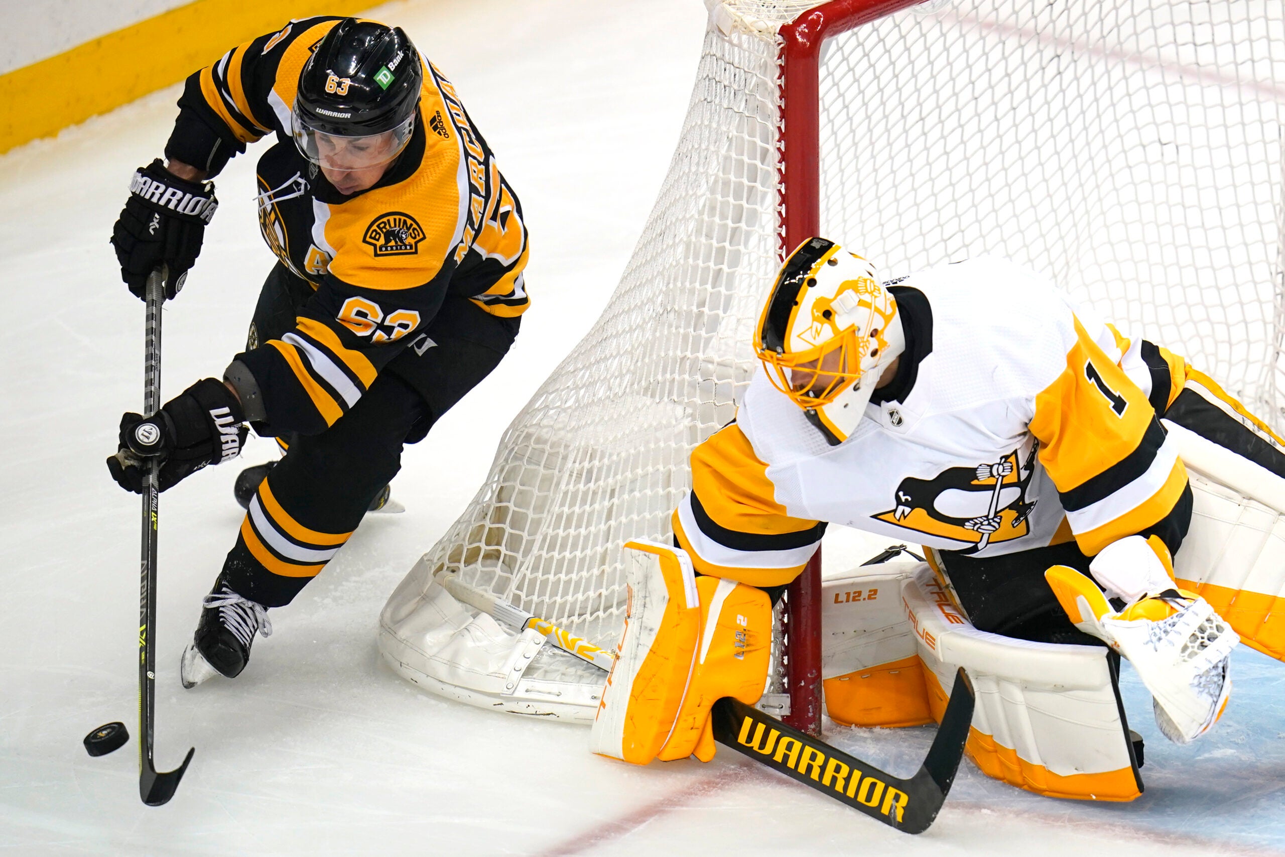 Bruins Keep Rolling, Drop Crosby And Penguins 3-1