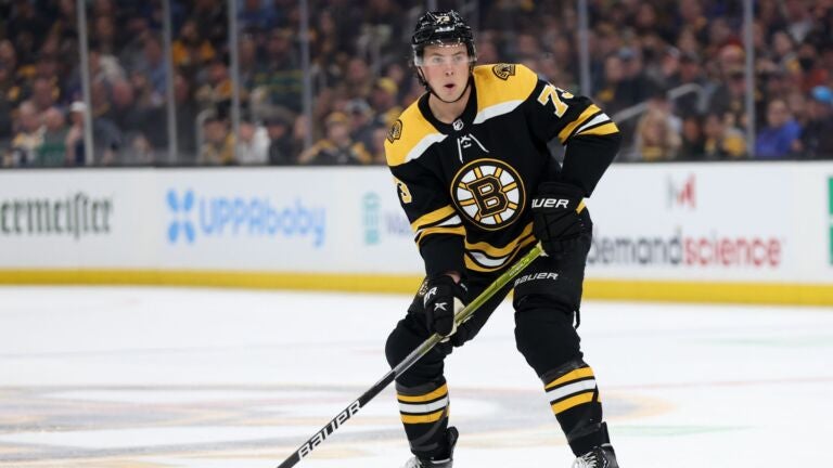 Charlie McAvoy and sister Kayla of Rangers share moment pregame