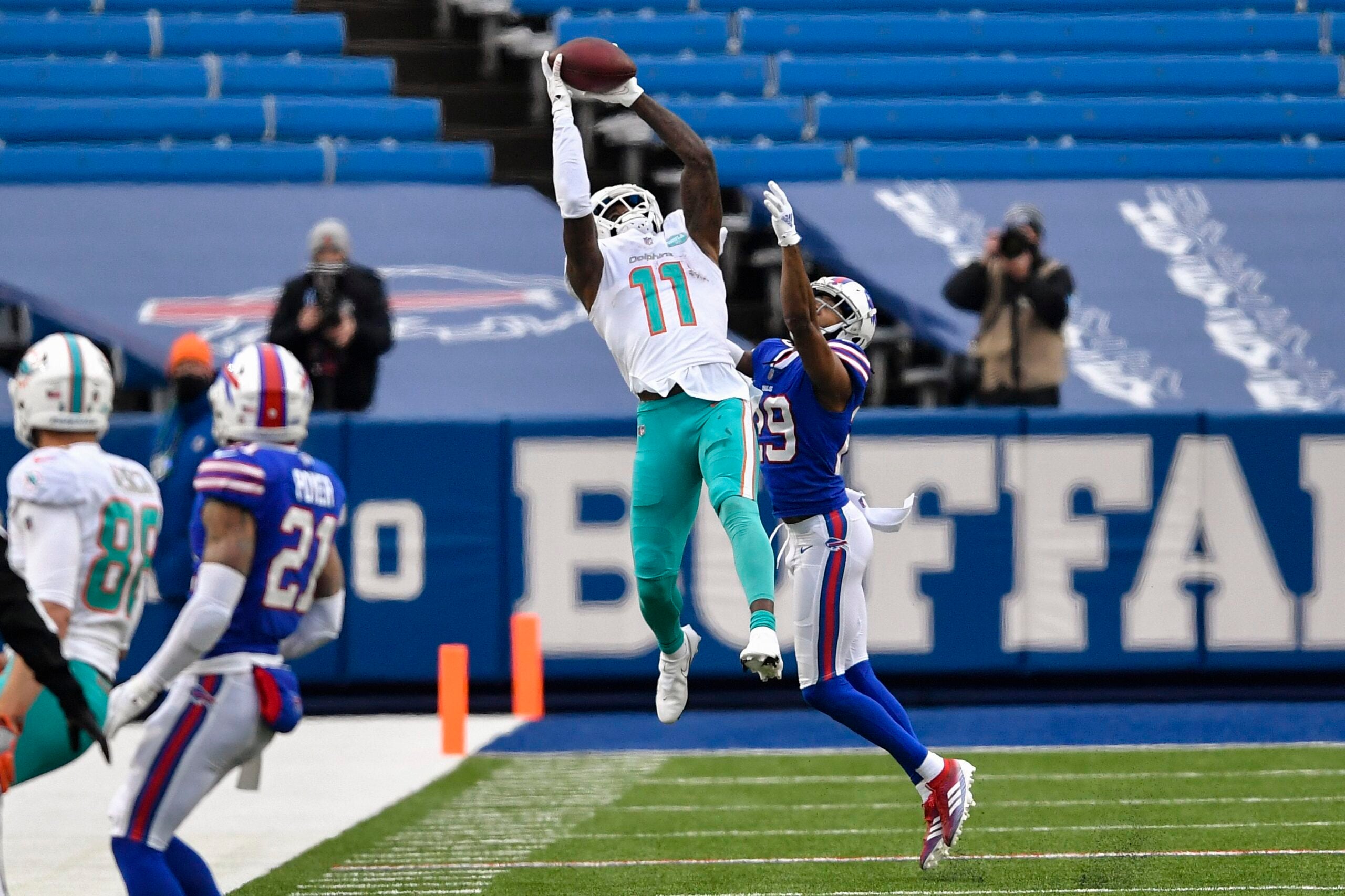 Dolphins WR DeVante Parker passed over for Pro Bowl promotion