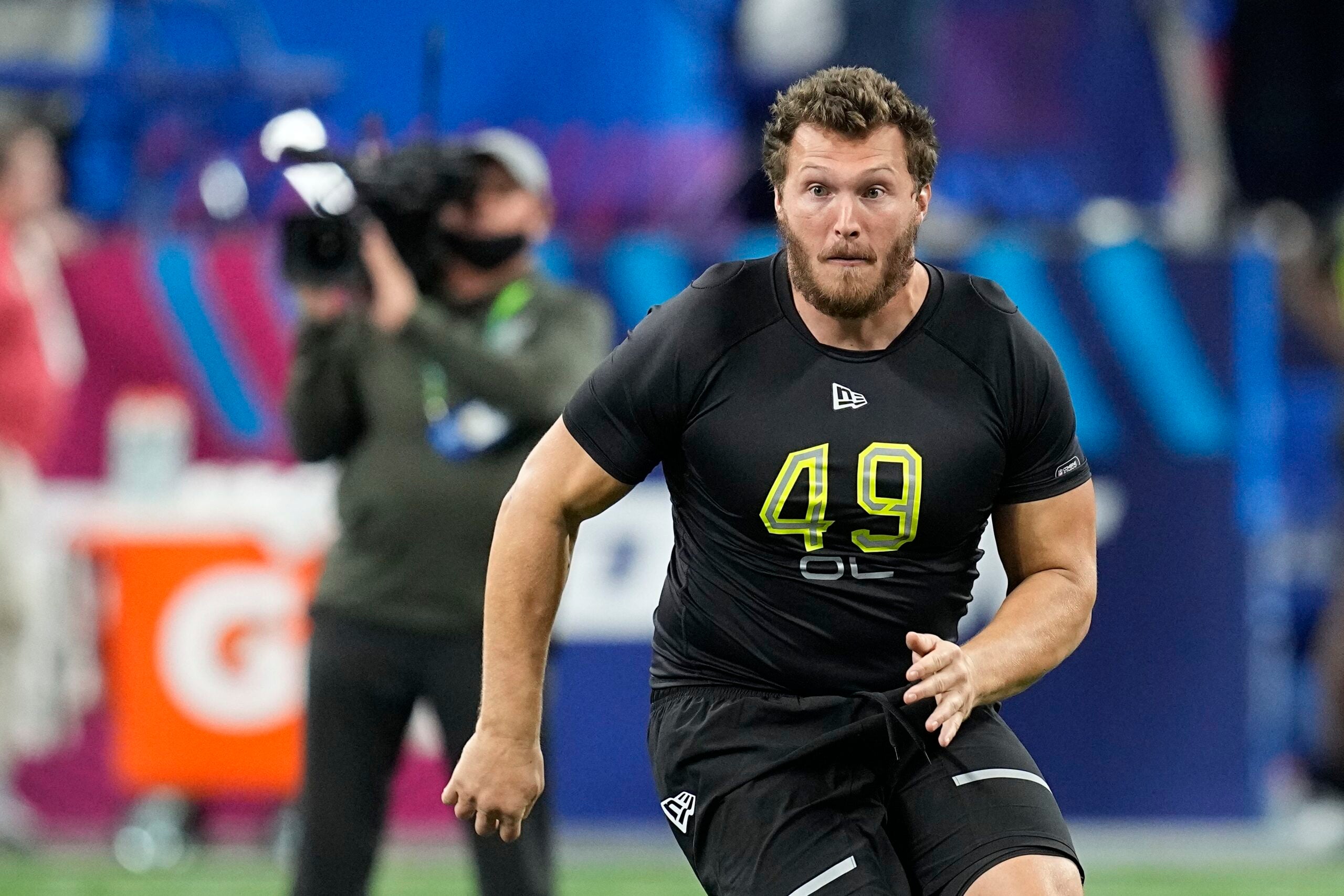 2022 NFL Draft: Patriots select guard Cole Strange with 29th pick