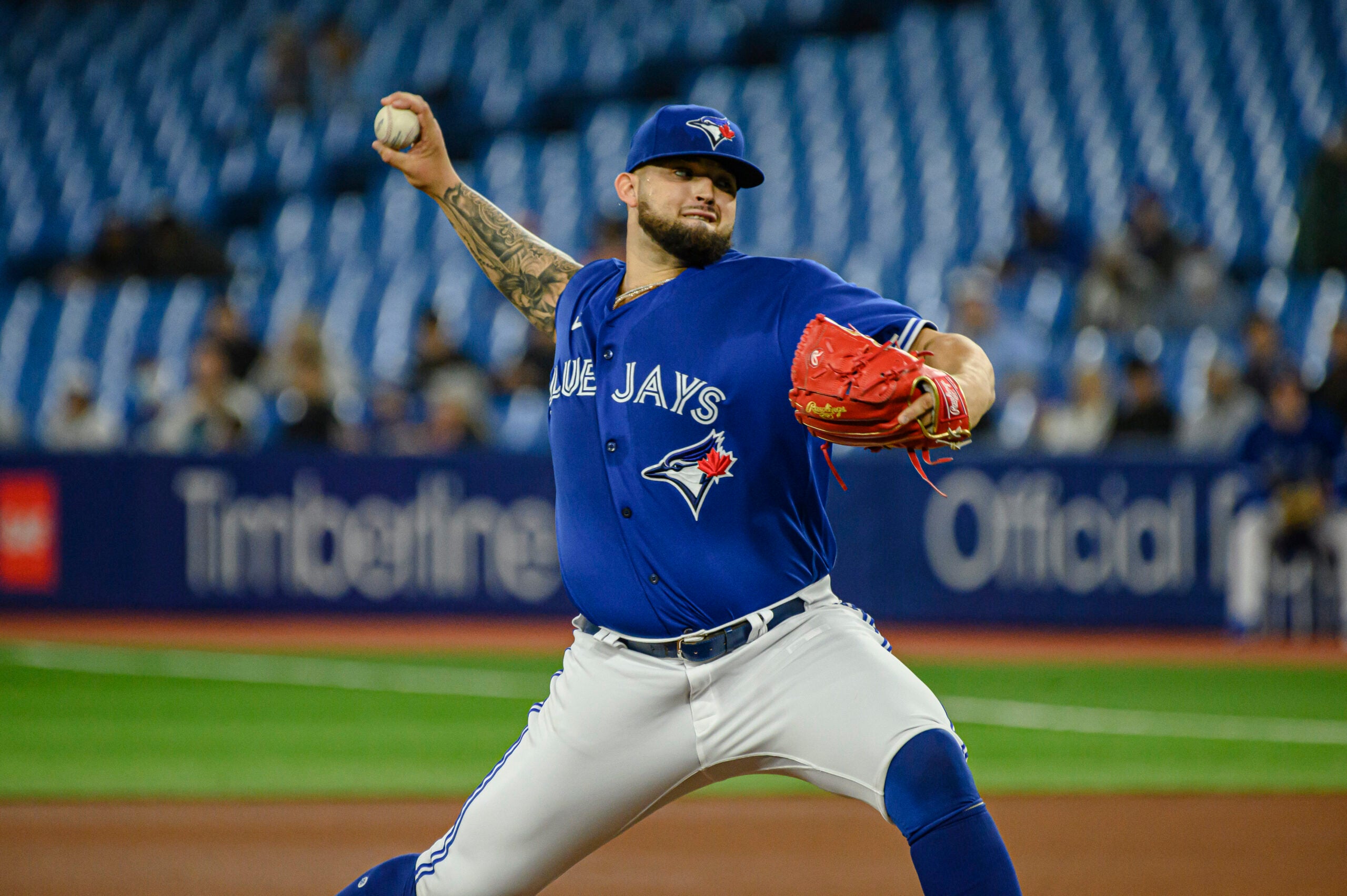 Red Sox bats go silent in Toronto, Blue Jays win 1-0