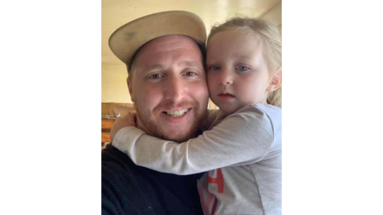 Maine 6-year-old Googles "poliz" and saves dad's life - Vimarsana News