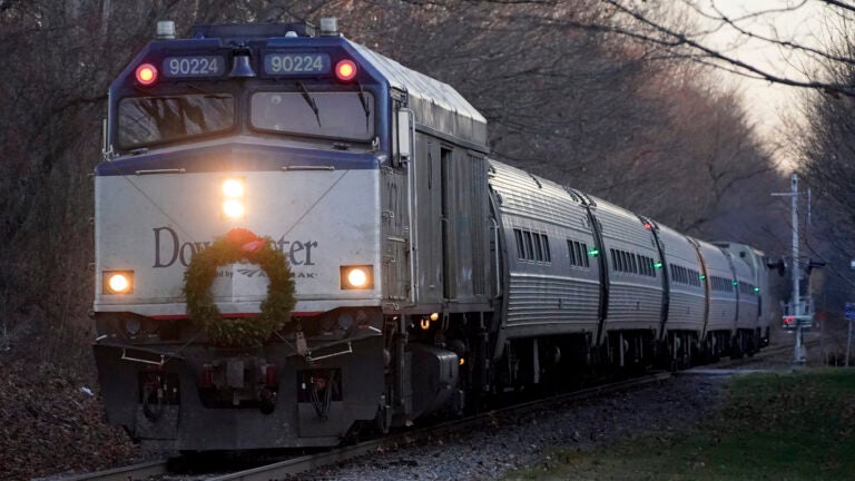 amtrack-downeaster-maine-ap