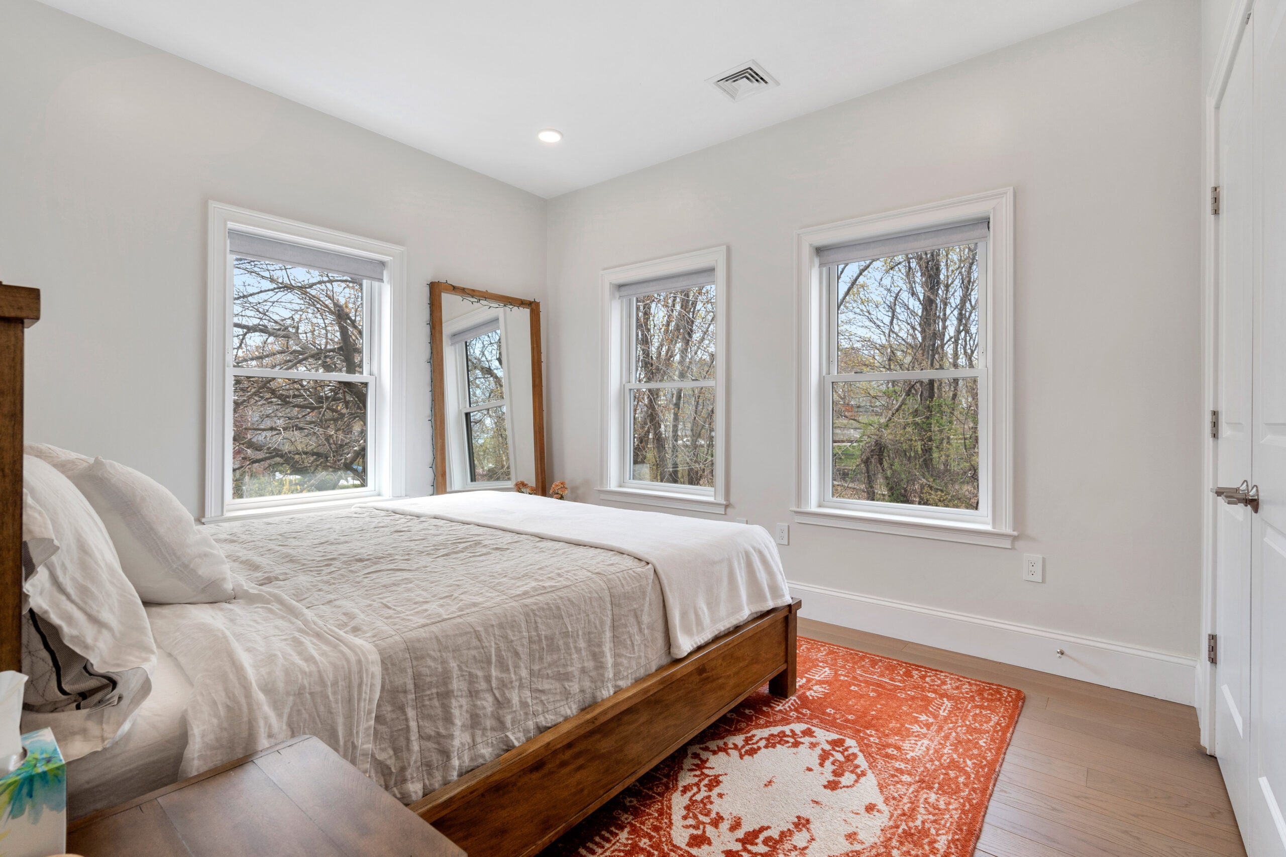 130-Coleridge-Eastie-Owner-Suite