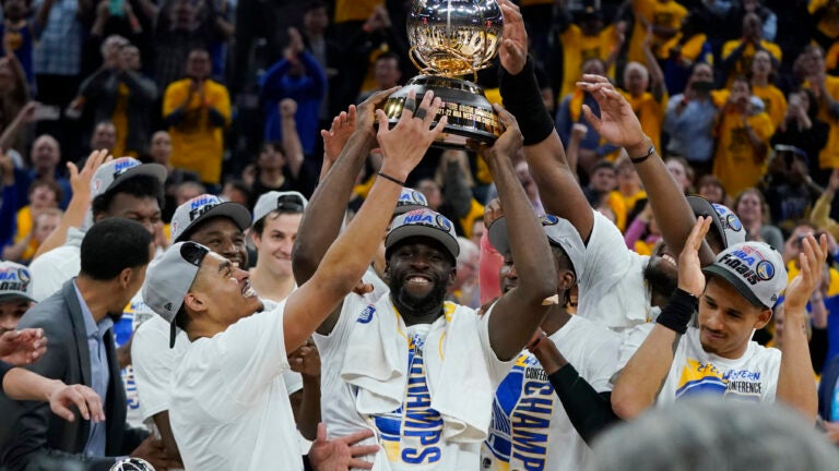 Trio bintang membawa Warriors ke tempat Final NBA ke-6 dalam 8 tahun