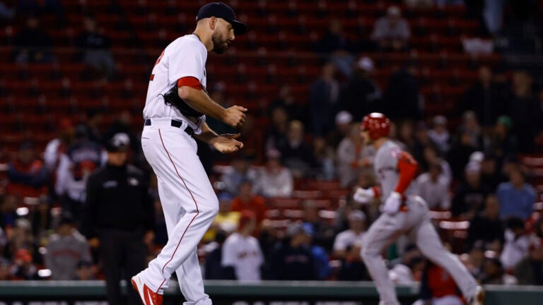 Red Sox pummeled by the Angels' six-run outburst in the 10th inning - The  Boston Globe