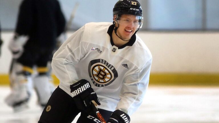 Hampus Lindholm's first game in Bruins uniform impresses, Bruce Cassidy,  teammates and his girlfriend 