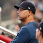 Alex Cora shaved beard