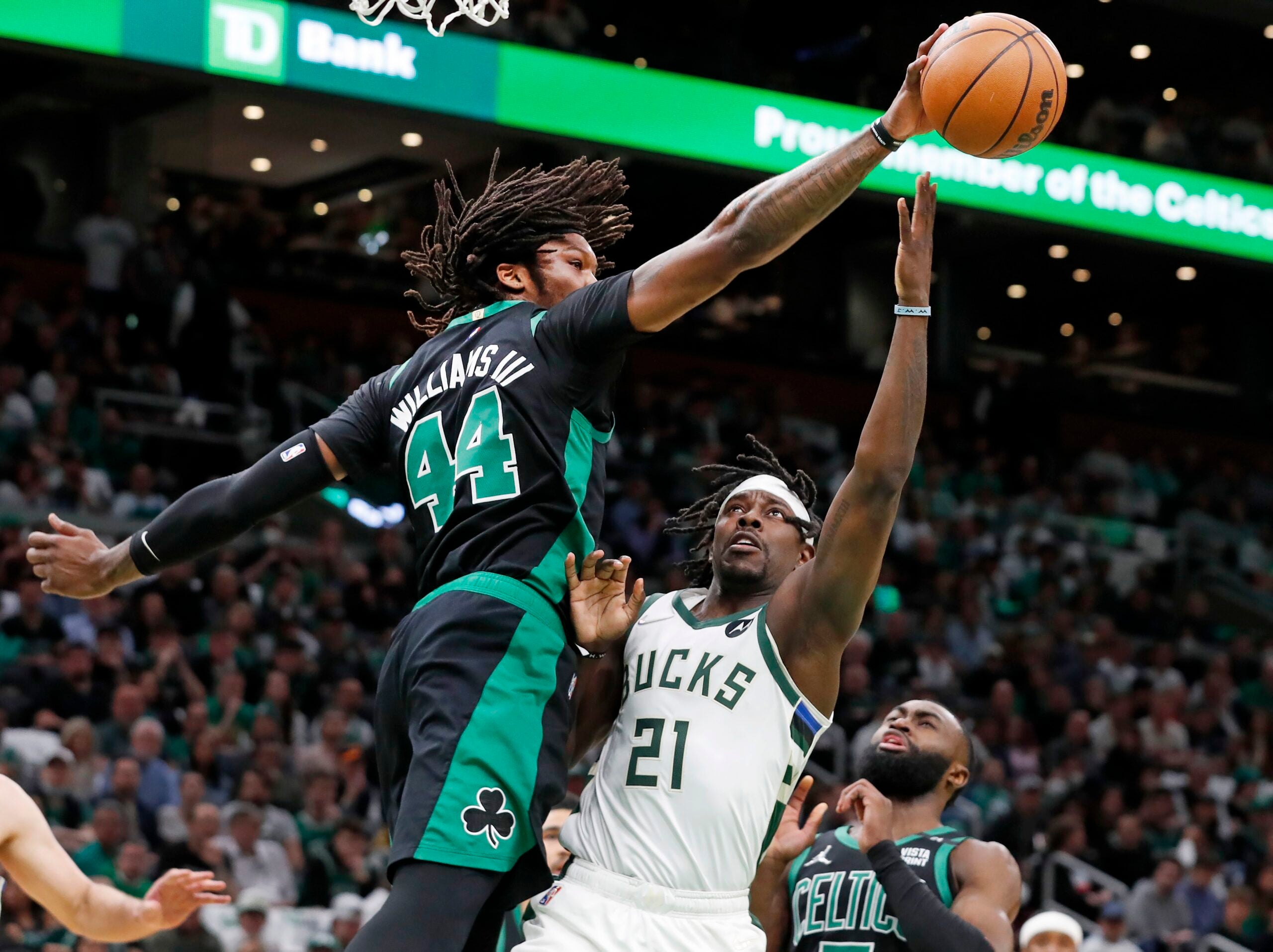 Williams has 27, Celtics make 22 3s in Game 7 rout of Bucks