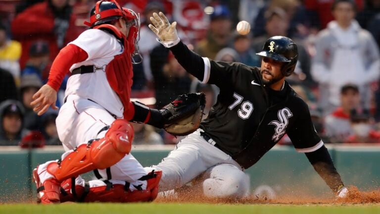 Red Sox lose again in extra-innings, fall to White Sox 3-1