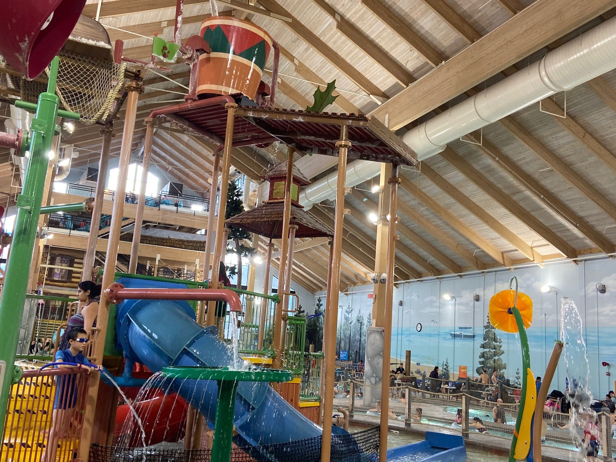 New England has 2 of the best indoor water parks in the country