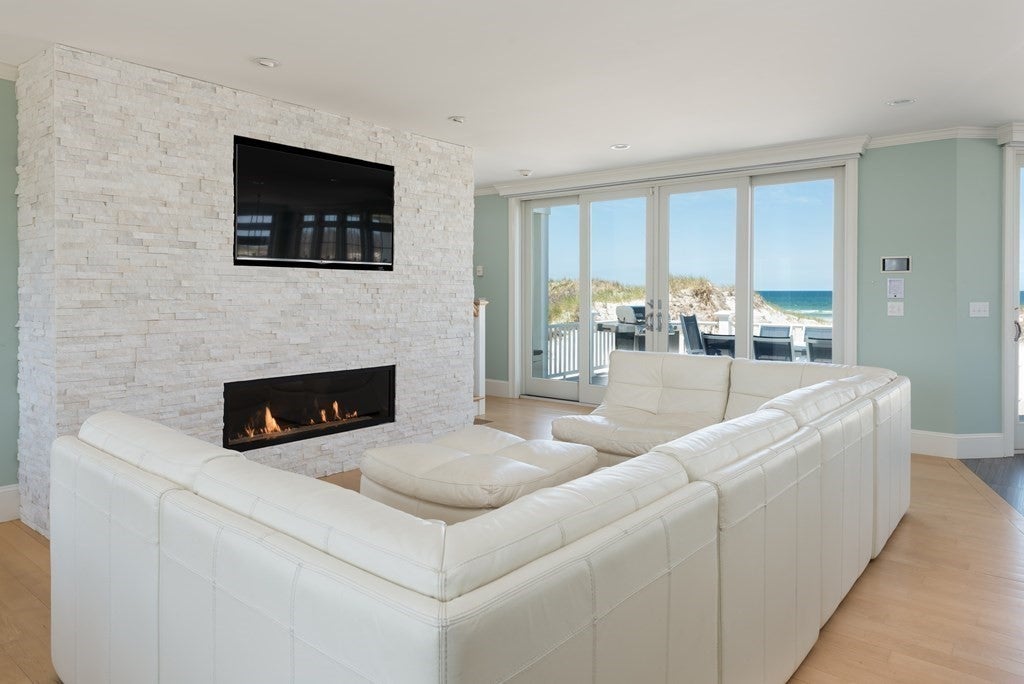 Luxury Home of Week Cape 5bedroom with private beach for 7.5m