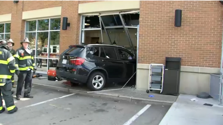 Vehicle crashes into Pressed Café in Newton - Vimarsana News