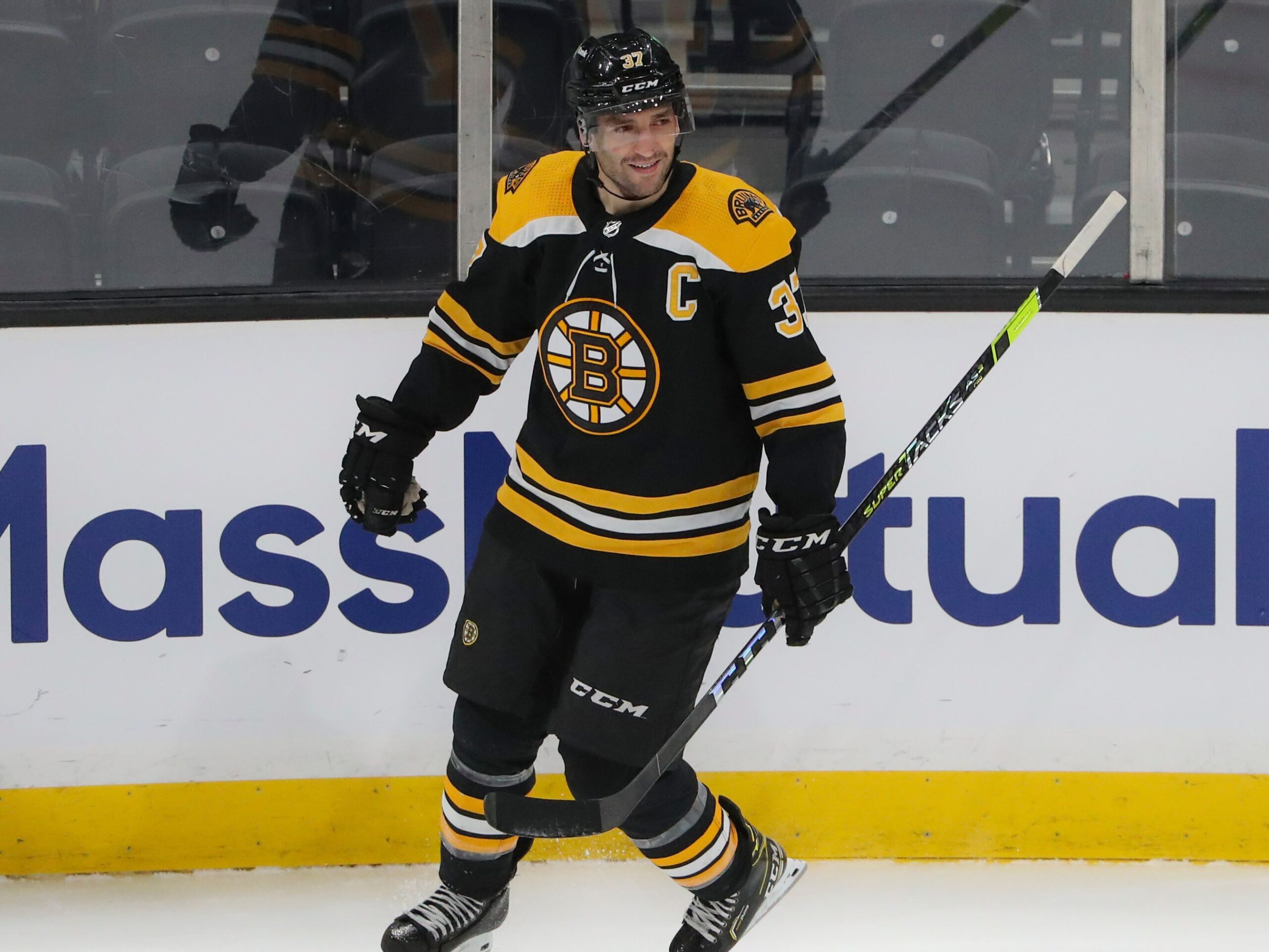 Bruins Icon Patrice Bergeron Officially Named Boston's New Captain :  r/hockey
