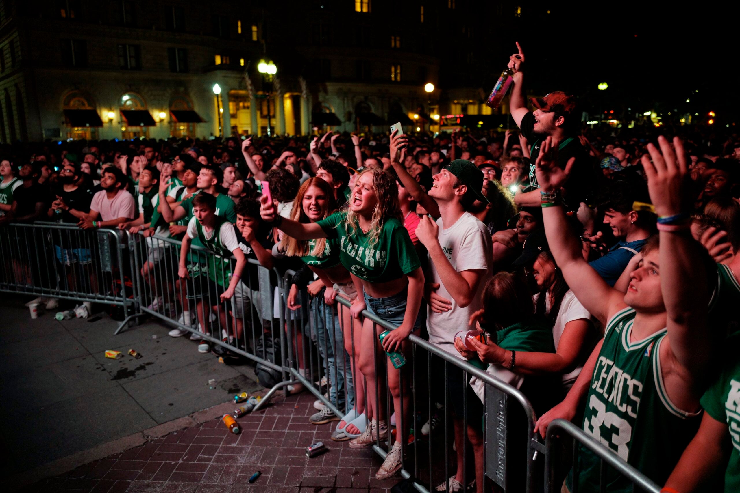 David Jones: Free WatchParty. New England Patriots vs. Baltimore