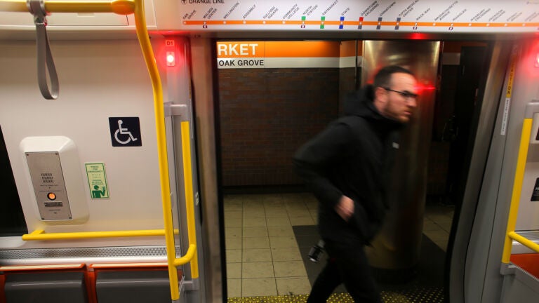 Green and Orange Lines shut down near Haymarket due to unsafe