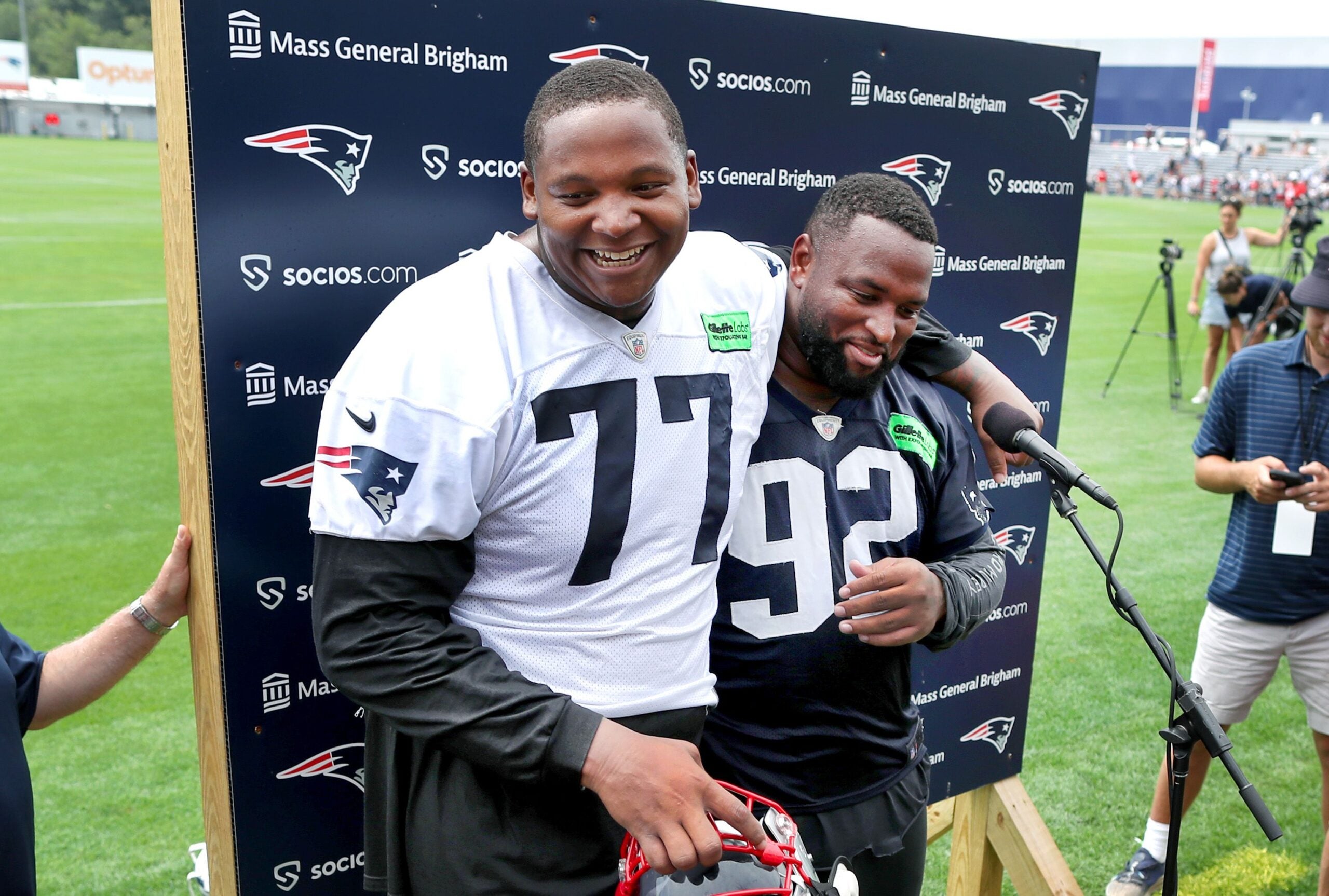 Did Trent Brown just reveal he's re-signing with the Patriots?