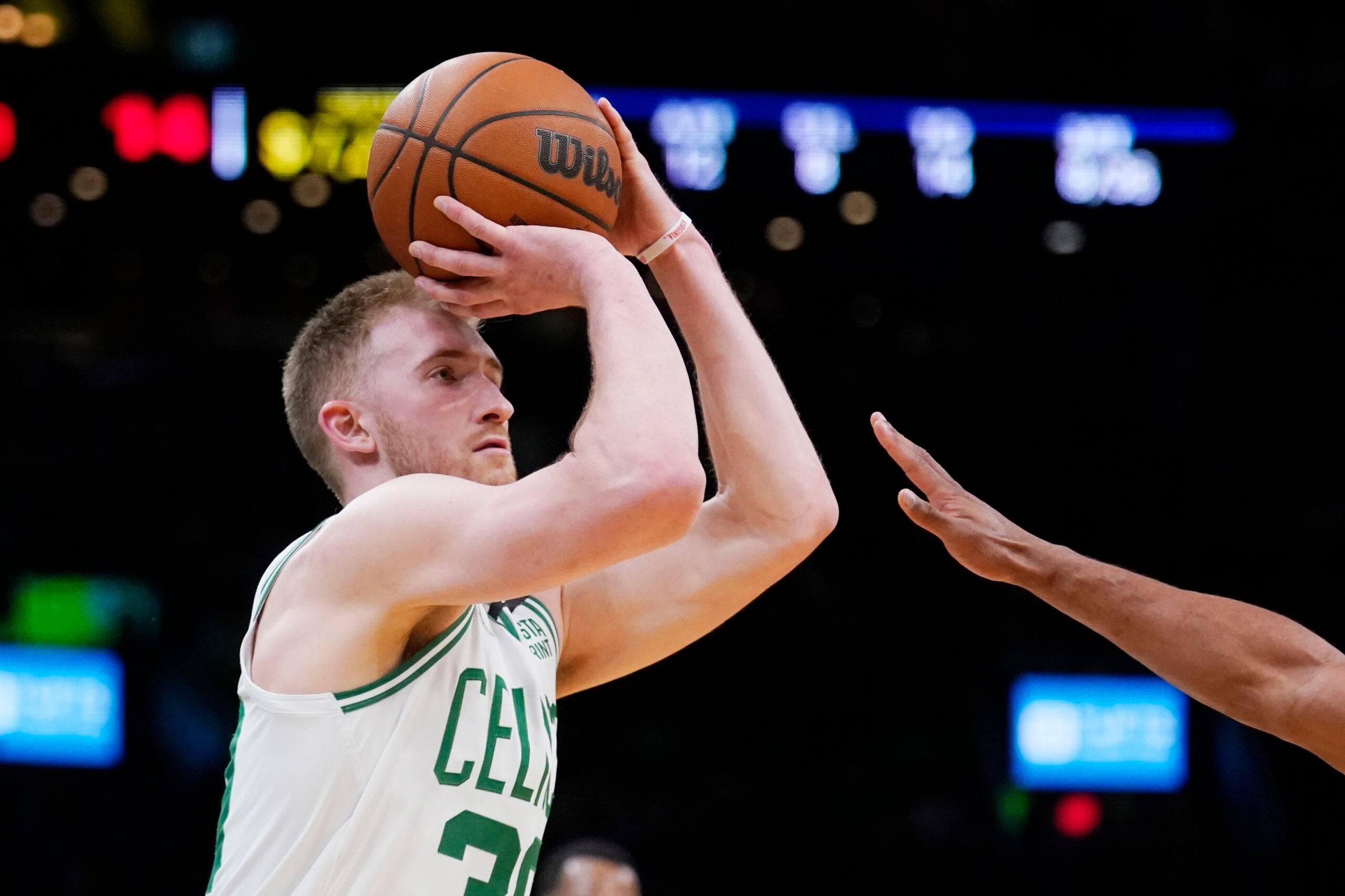 Celtics, Sam Hauser reportedly agree to 3-year deal