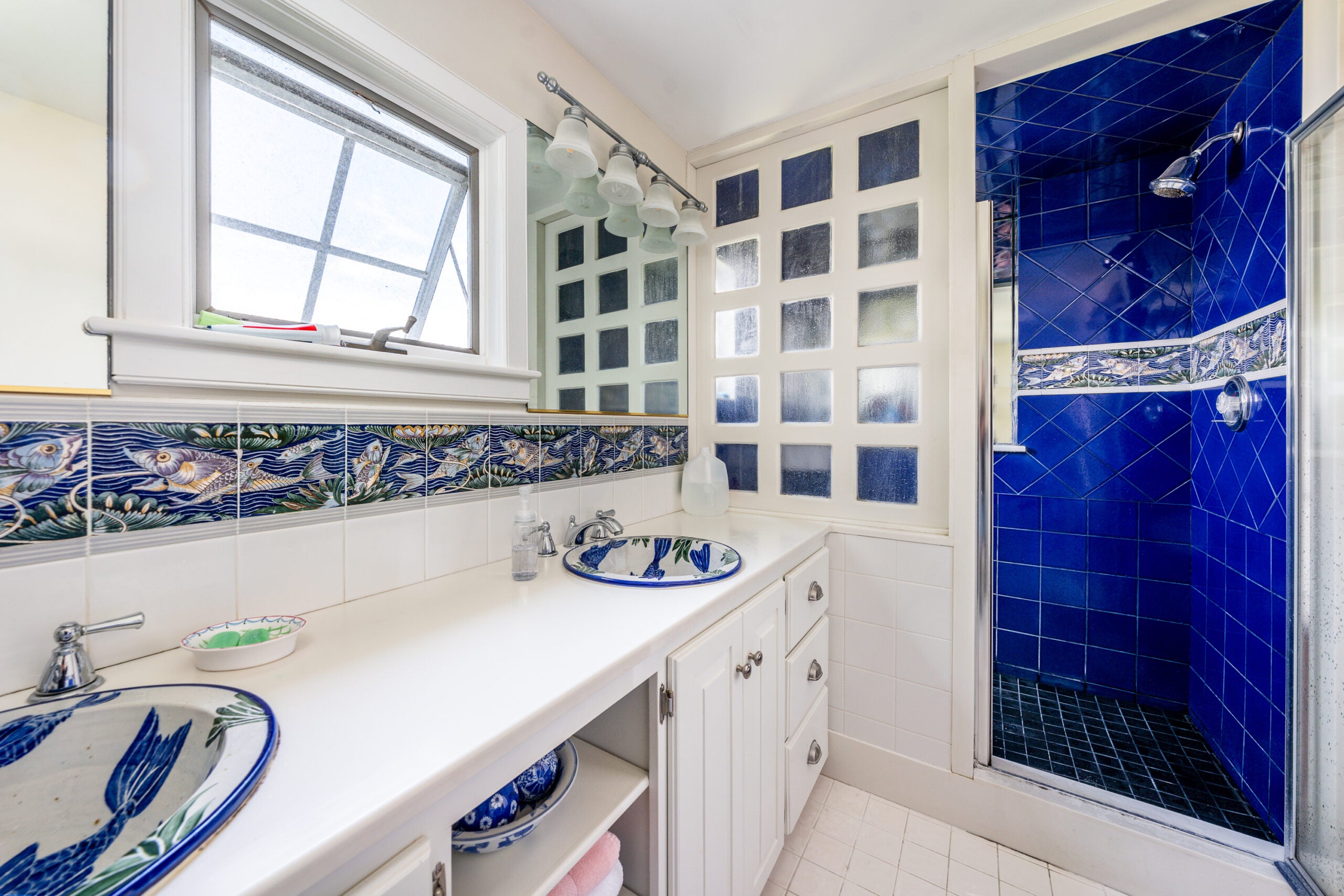 107-Channel-Pt-Hyannis-Primary-Bath