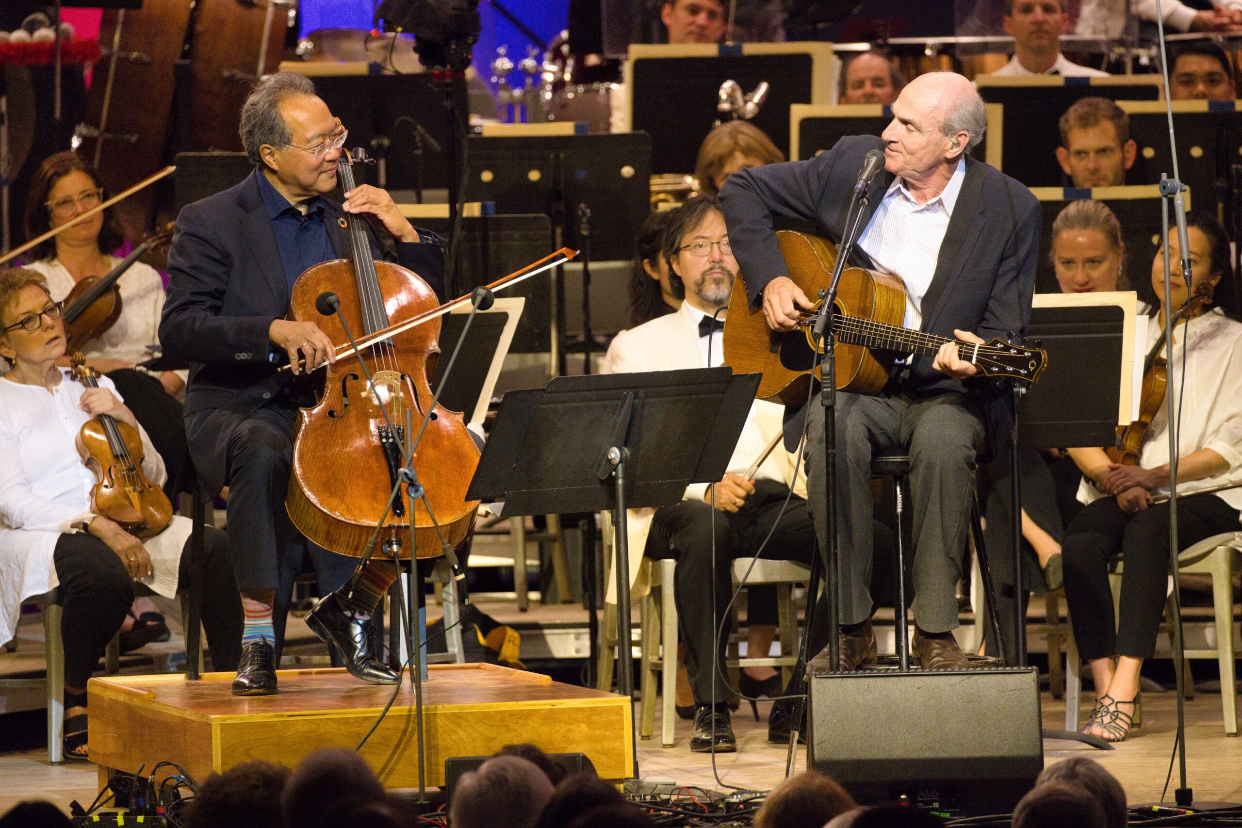 Toronto Symphony Orchestra dedicates song to Jays before ALDS Game