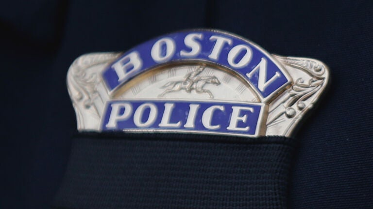 Dorchester man allegedly impersonates officer, attempts rape at gunpoint - Vimarsana News