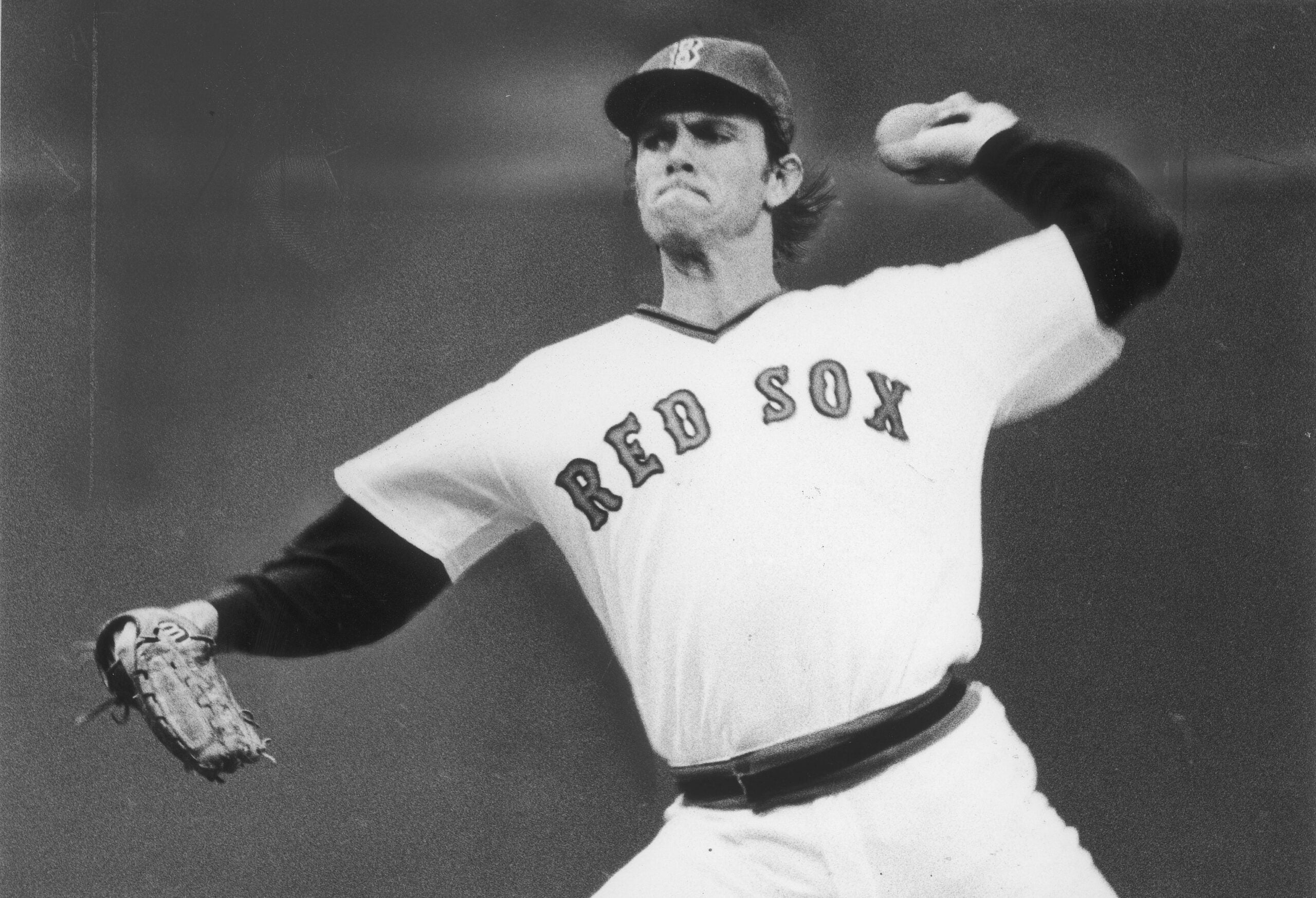 Former Red Sox pitcher Bill Lee, 75, collapses at exhibition game