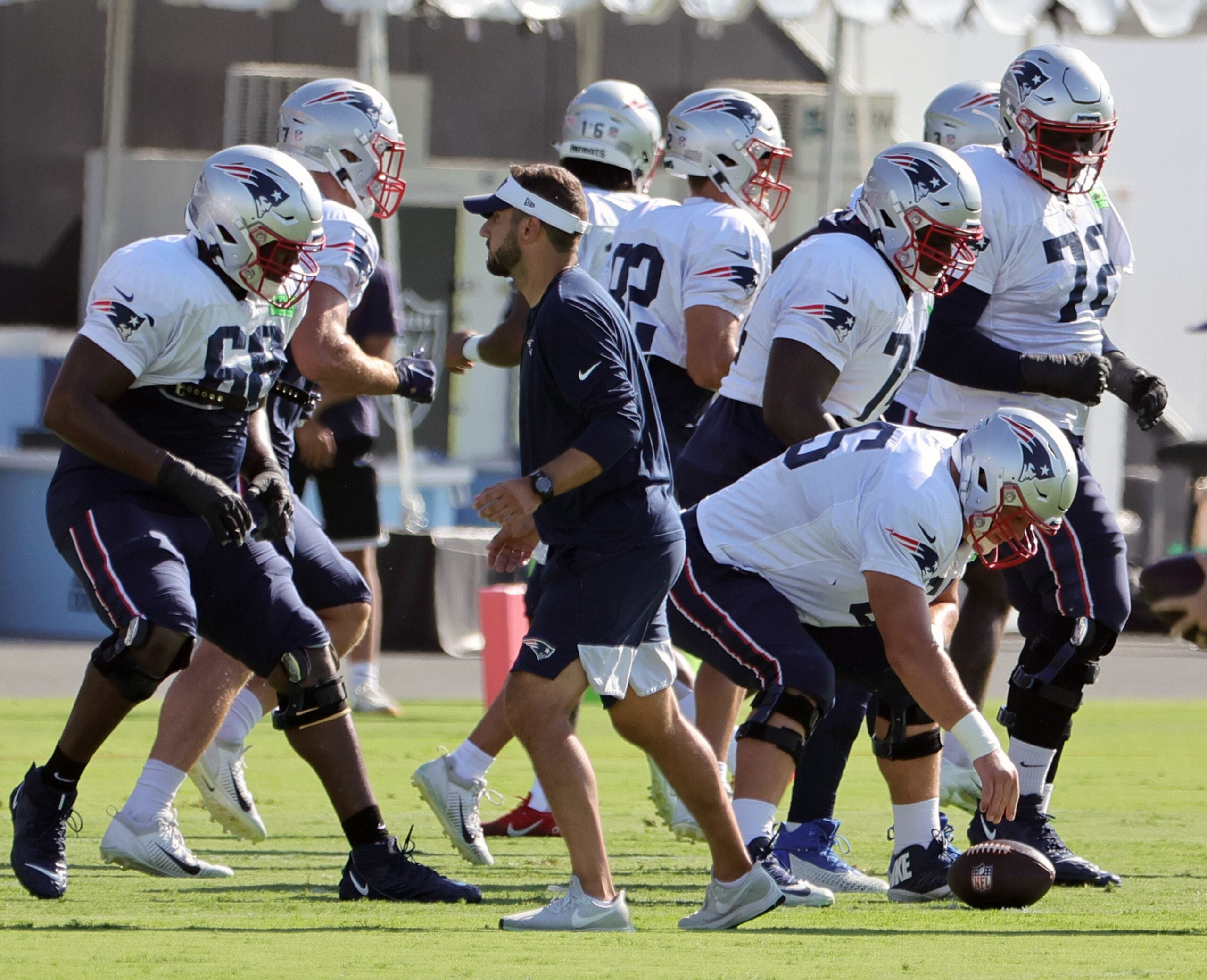 Patriots QB Mac Jones had a rough day against the Raiders - Pats