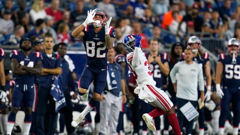 New York Giants 23, New England Patriots 21: New England Rookies