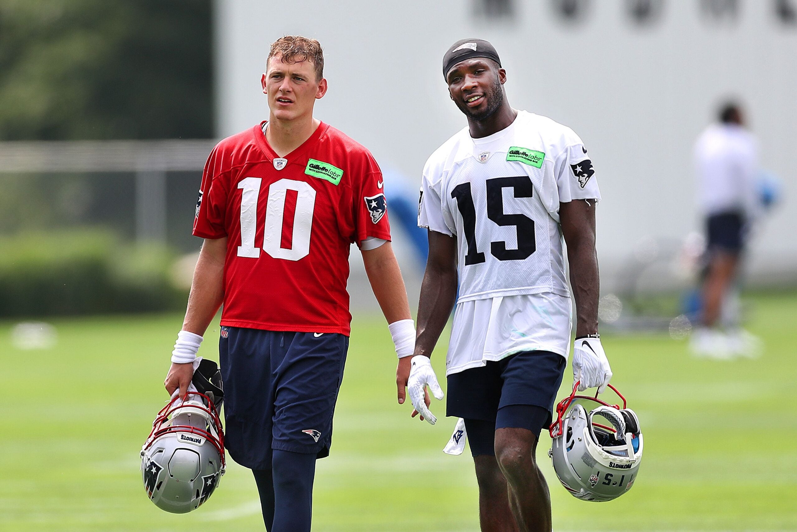 New England Patriots wide receiver Nelson Agholor (15) walks on