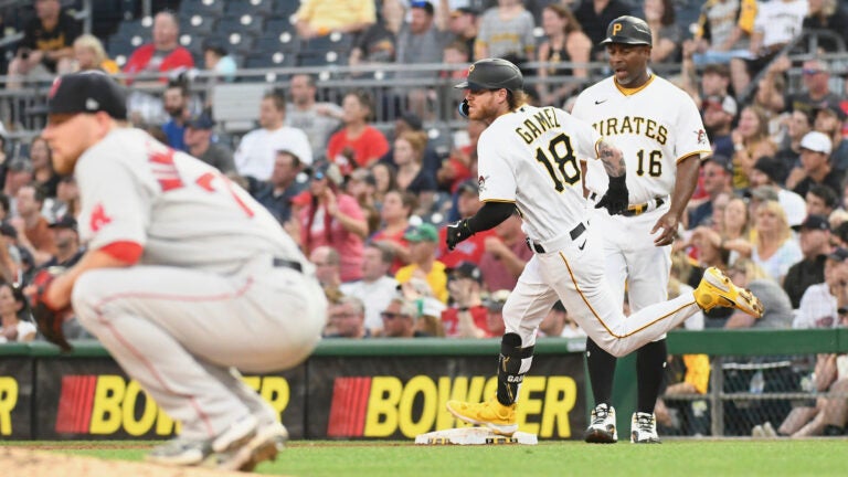 Pittsburgh Pirates fans excited by team's expected lineup heading into the  2023 season: Team is better than people realize